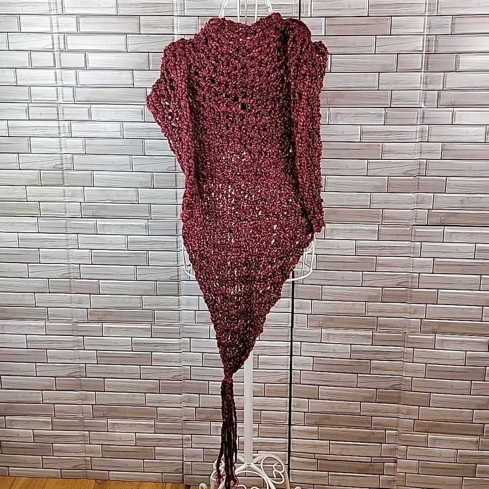 Olive and Arrow knit wrap. One Size